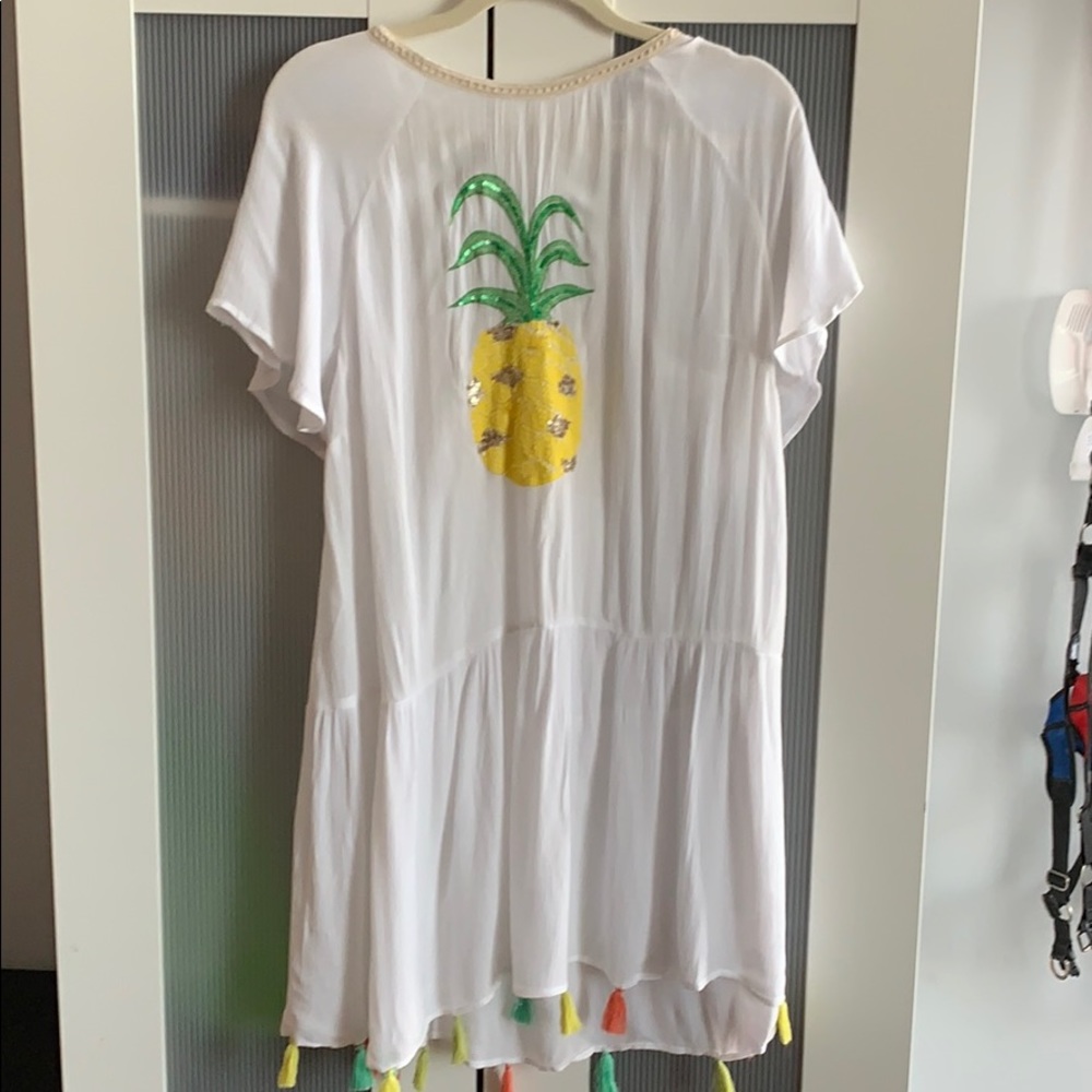 White Pineapple cover up🍍